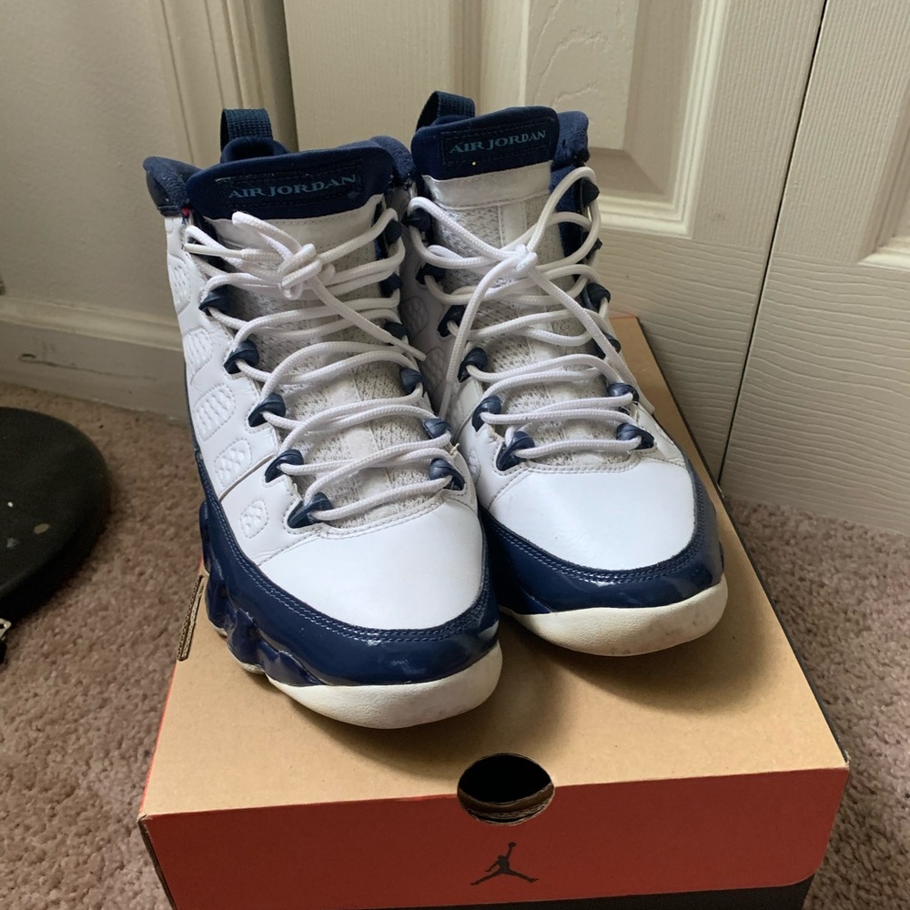 Jordan 9s size 8